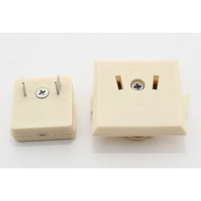 W4 12V 2-Pin Flush Socket & Plug