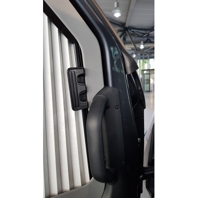 Remis RemiFront IV Sprinter Left Blind with Entry Door Handle